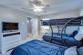 Summer Palace 4 Bedroom Duplex by RedAwning