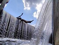 Huaykhakhaeng Country Home Resort