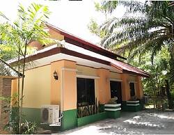 Huaykhakhaeng Country Home Resort