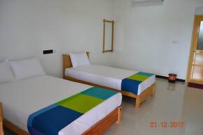 Shan Guest and Nilaveli