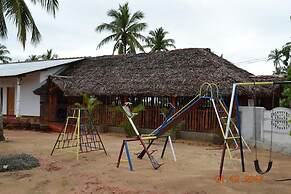 Shan Guest and Nilaveli