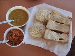 Shan Guest and Nilaveli