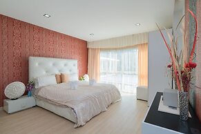 GoldStone Residency Patong , Phuket