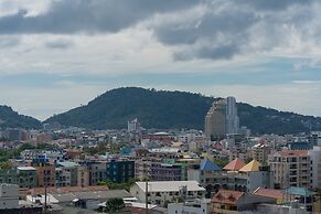 GoldStone Residency Patong , Phuket