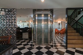 GoldStone Residency Patong , Phuket