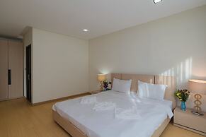 GoldStone Residency Patong , Phuket