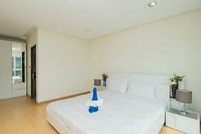 GoldStone Residency Patong , Phuket