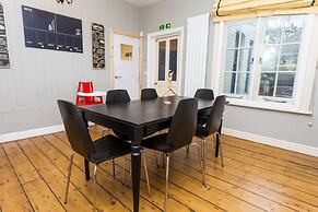 The River Cam Place - Enchanting 6BDR Home next to River Cam