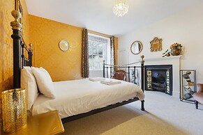 The Wonderland Townhouse - Amazing Alice in Wonderland 8BDR Home