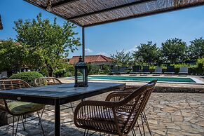 Kalpić Suites & Villa