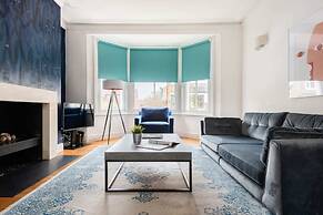 The Glasshouse Escape - 5BDR Victorian Jewel with Modern Twists in Jer