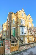 The Glasshouse Escape - 5BDR Victorian Jewel with Modern Twists in Jer