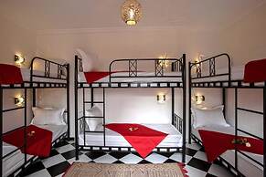 Amour d'auberge - Hostel