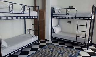Amour d'auberge - Hostel