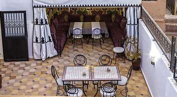 Amour d'auberge - Hostel