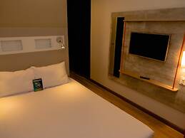 Ibis Budget - Circuito da Fé