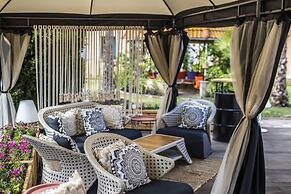 Hacienda Beach Resort