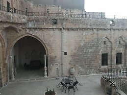 Kasr-I Abbas Hotel