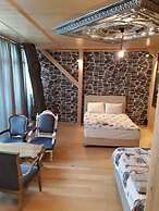 Taksimparis Apartments