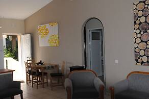 Santa Marina Apartments