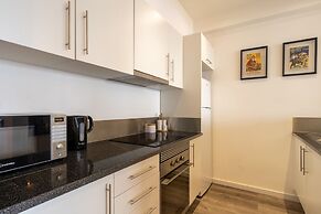 Monumental Apartment