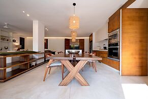 El Careyes Club & Residences