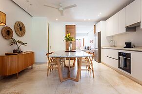 El Careyes Club & Residences