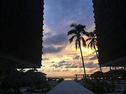 El Careyes Club & Residences