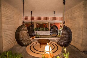 El Careyes Club & Residences