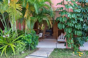 El Careyes Club & Residences