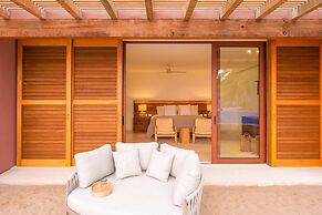 El Careyes Club & Residences