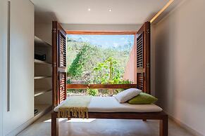 El Careyes Club & Residences