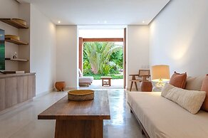 El Careyes Club & Residences