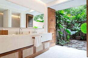 El Careyes Club & Residences