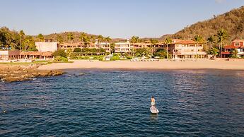 El Careyes Club & Residences