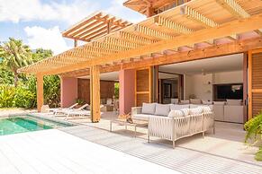 El Careyes Club & Residences