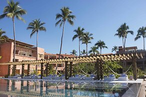 El Careyes Club & Residences