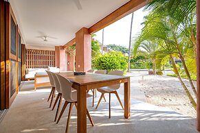 El Careyes Club & Residences