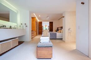 El Careyes Club & Residences