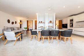 El Careyes Club & Residences