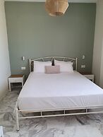 Oliva Beach Studios & Apartments