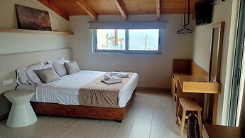 Oliva Beach Studios & Apartments