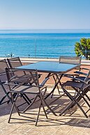 Oliva Beach Studios & Apartments