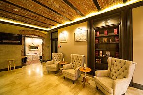 Hotel Boutique 5 Continents