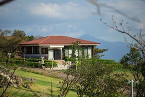 Vida Mountain Resort & Spa - Adults Only