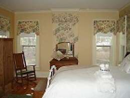 Vintage Gardens Bed & Breakfast