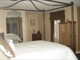 Vintage Gardens Bed & Breakfast