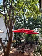 Hargrave House B & B