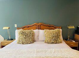 Hargrave House B & B