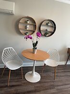 Hargrave House B & B